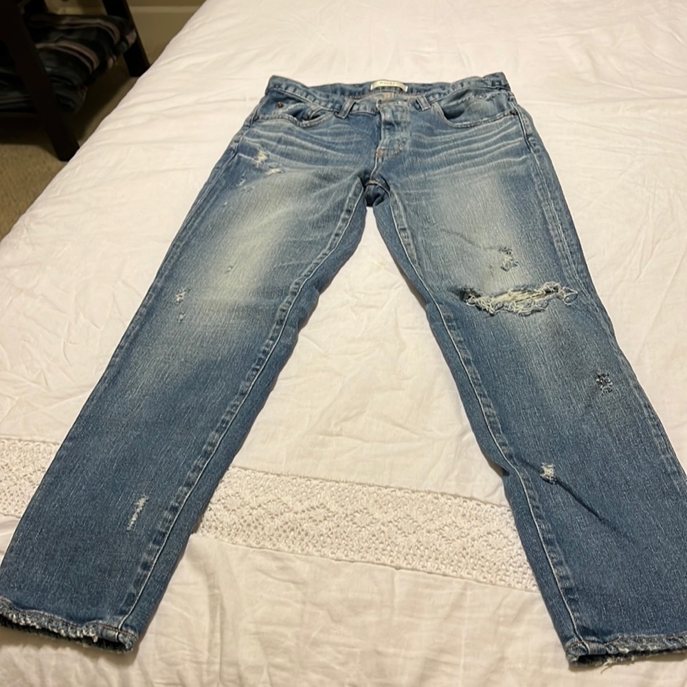 Light blue Moussy Vintage skinny jeans. Excellent condition. Size 28.